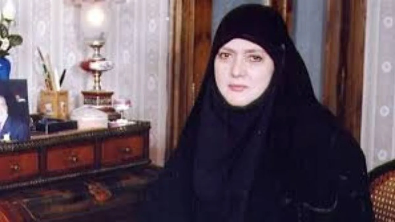 حادث كوبري الدقي.. تفاصيل نجاة الفنانة شمس البارودي من تصادم مروري مروع